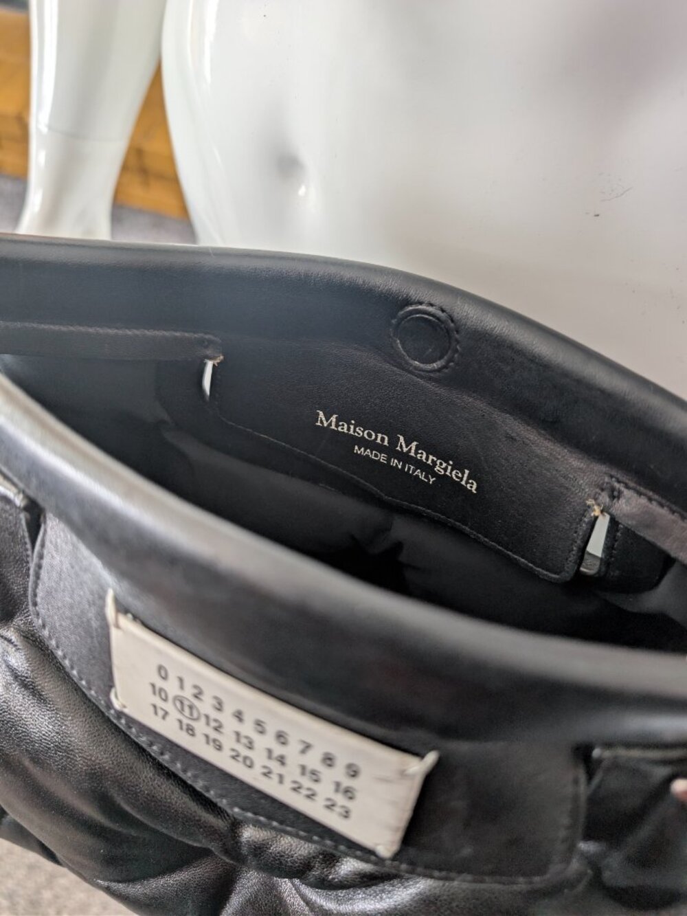 Maison Margiela - Glam Slam Classique Large Quilted Leather Bag, Black - Picture 10 of 11